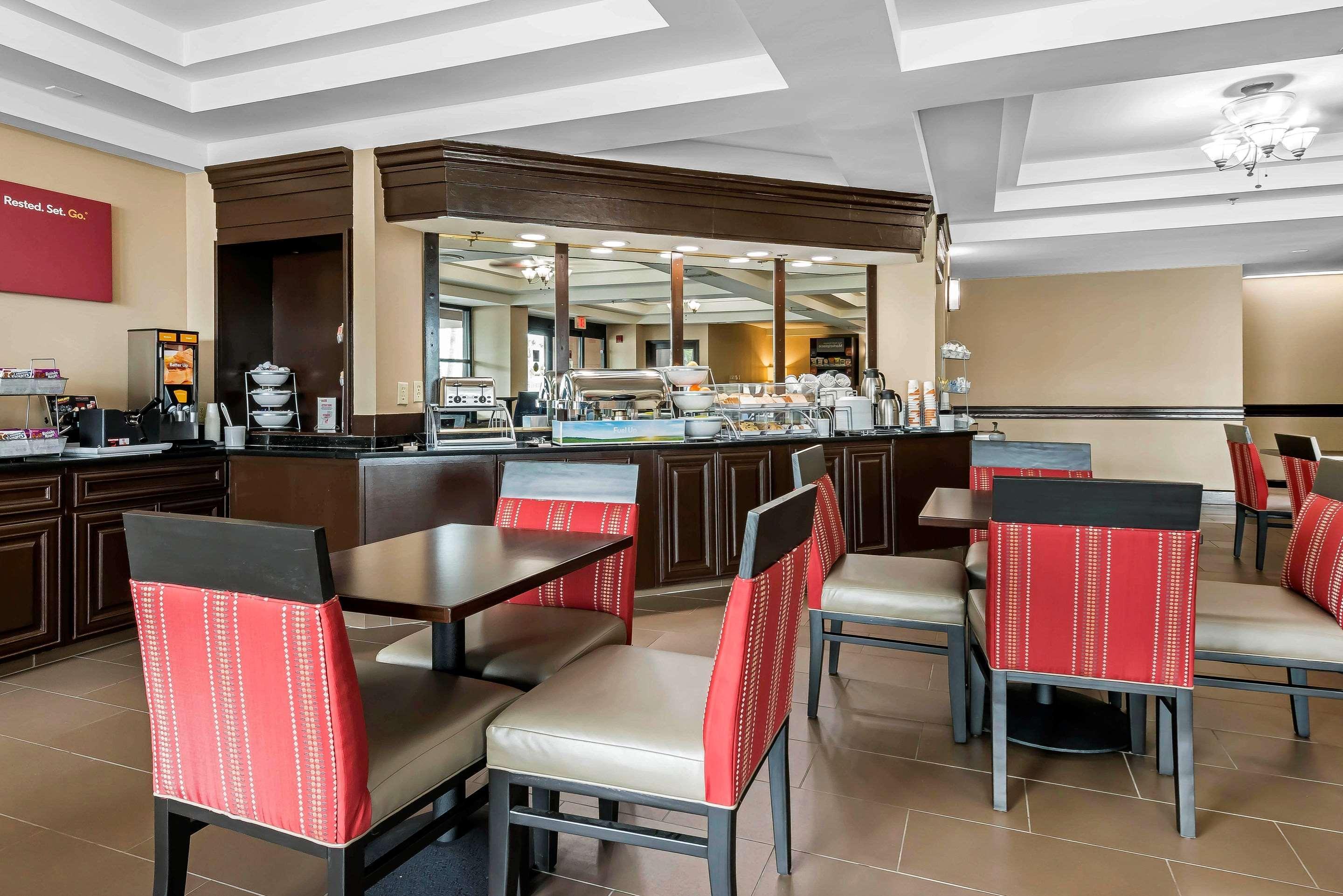 คอมฟอร์ท สวีทส์ เบย์มีโดว์ เนียร์ บัทเลอร์ บูเลอวาร์ด Hotel แจ็กสันวิลล์ ภายนอก รูปภาพ