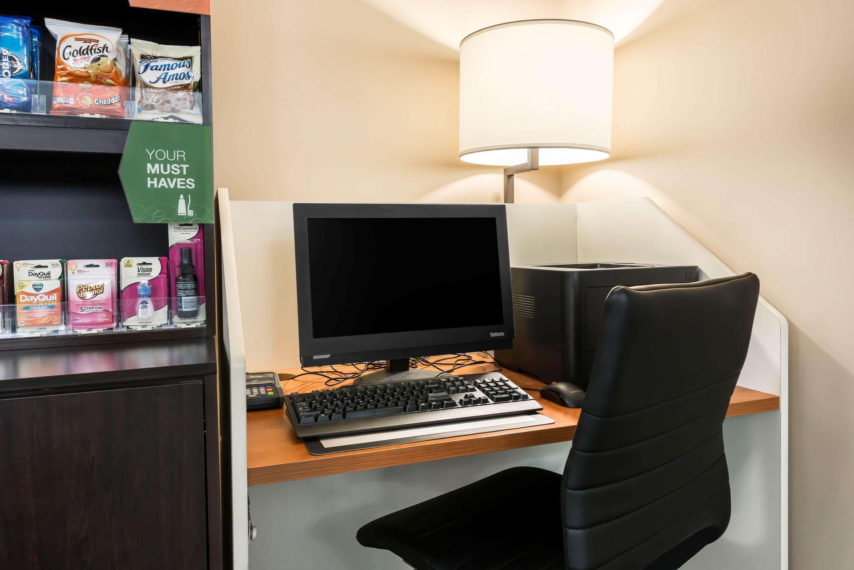 คอมฟอร์ท สวีทส์ เบย์มีโดว์ เนียร์ บัทเลอร์ บูเลอวาร์ด Hotel แจ็กสันวิลล์ ภายนอก รูปภาพ