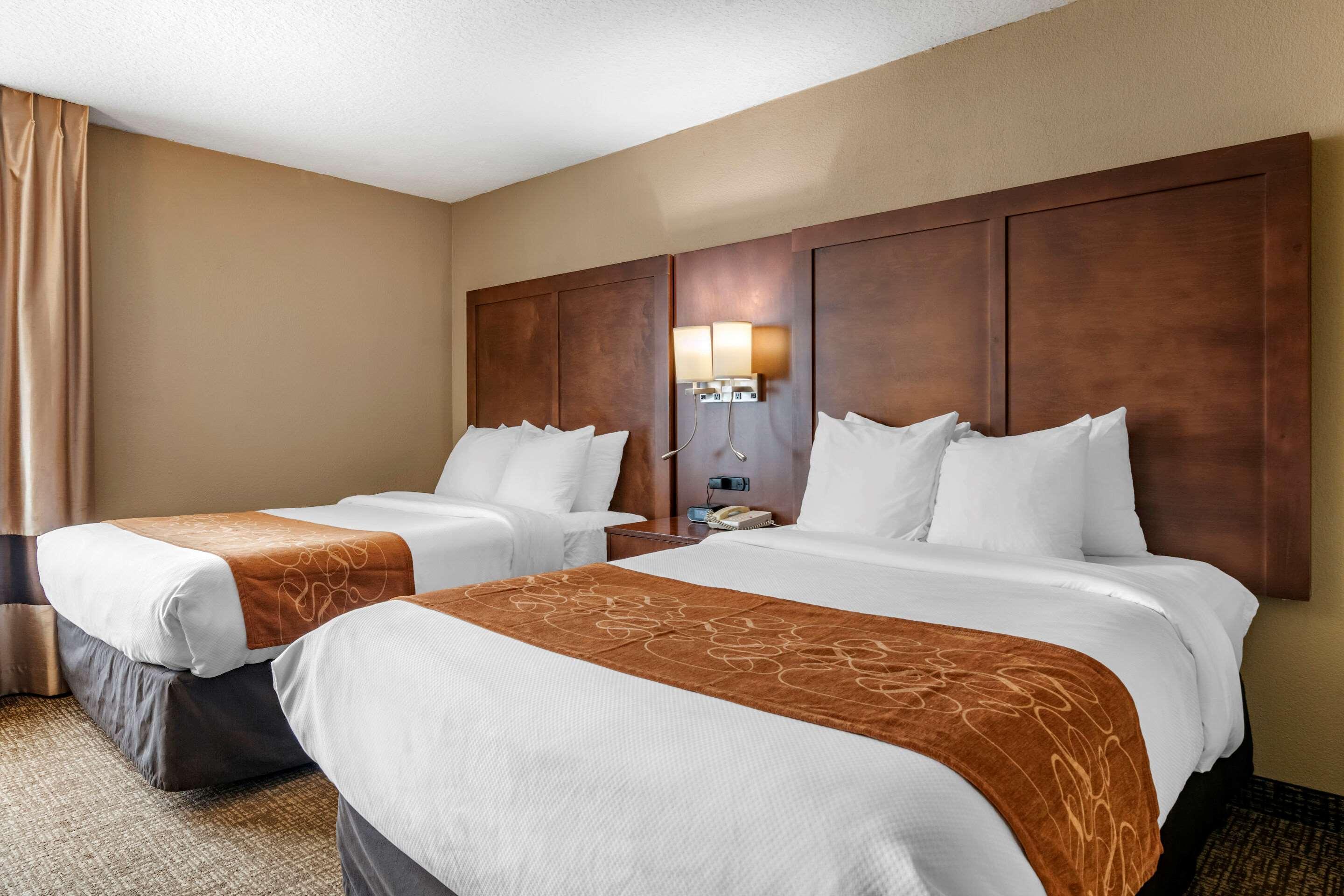 คอมฟอร์ท สวีทส์ เบย์มีโดว์ เนียร์ บัทเลอร์ บูเลอวาร์ด Hotel แจ็กสันวิลล์ ภายนอก รูปภาพ